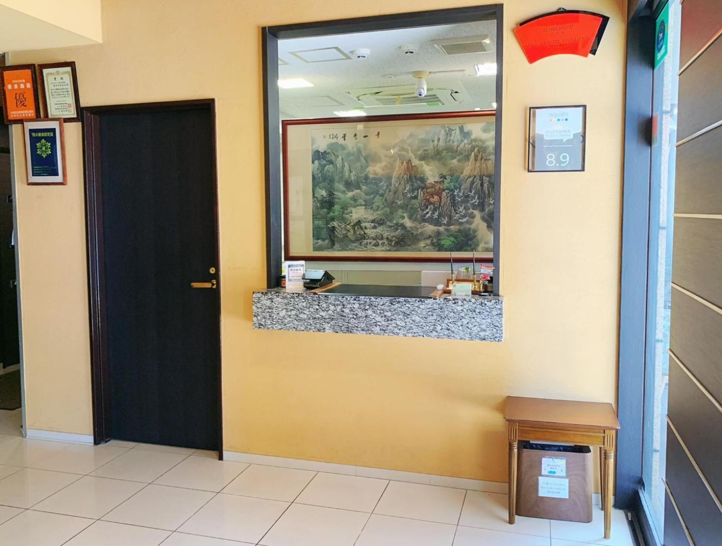 Web Hotel Tokyo Asakusabashi — Photos 3